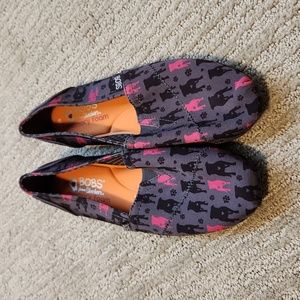 Bob's Grey Pink Dogs NWOT